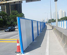 景觀式輕鋼活動(dòng)圍墻,深圳旭東公司專利產(chǎn)品！