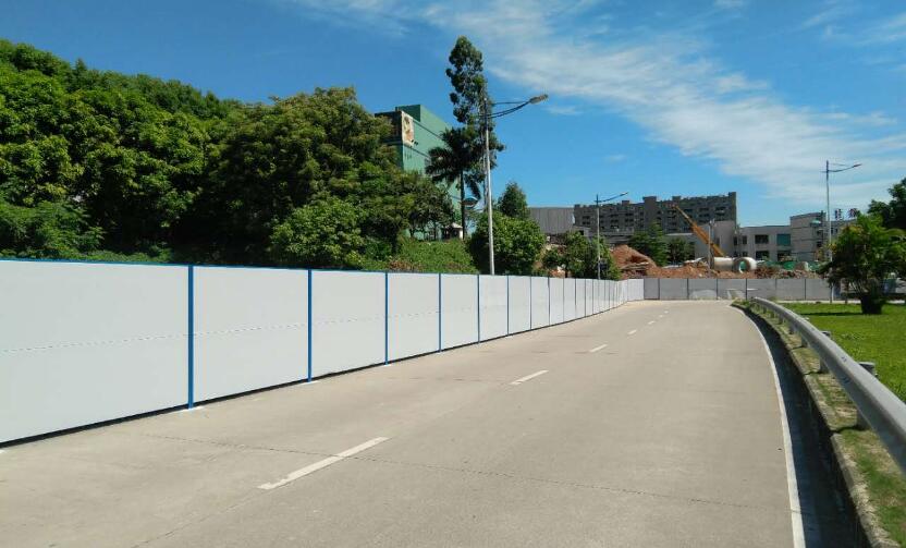 怎樣區(qū)分深圳PVC圍擋質量的好壞