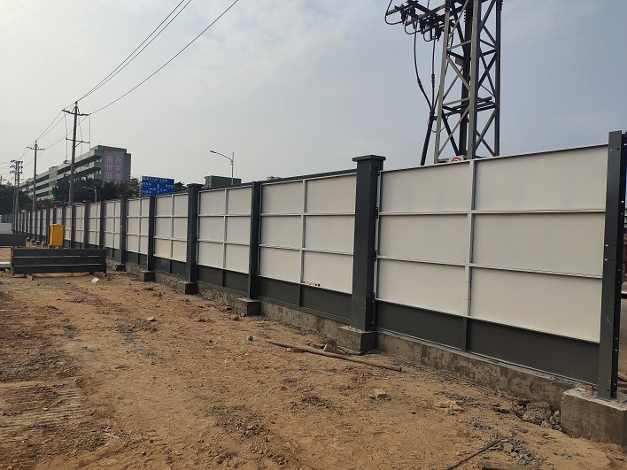 市政圍擋的選用需要具備哪方面的要求？