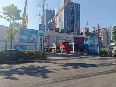 深圳新材料產(chǎn)業(yè)大廈施工圍擋項目-旭東鋼構圍擋提供安全保障